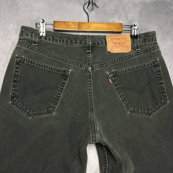 VTG Levis Mens 550 Relaxed Fit Black Jeans size 34 to 36x30 Denim Pants Made USA - Picture 1 of 15